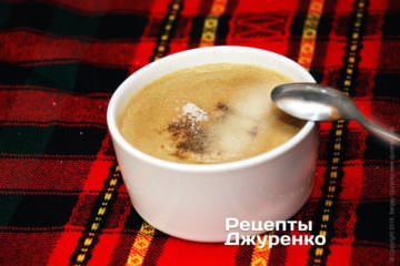 У гірчицю додати цукор, сіль і оцет - за смаком