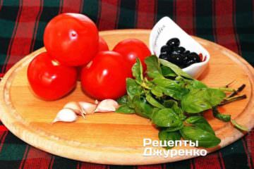 Томаты, базилик и чеснок