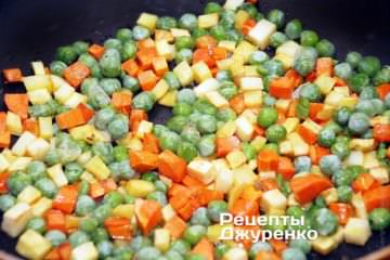 Добавить зеленый горошек