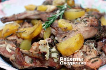 Кролик запечений