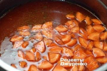 Добавить ткемали и морковь Добавить ткемали и морковь