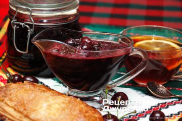чай с вареньем