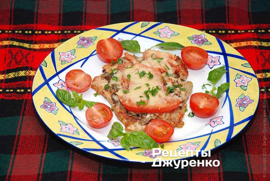 Отбивная с сыром.