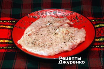 Куриное филе отбить .