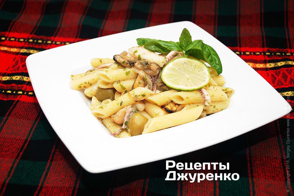 макарони з морепродуктами