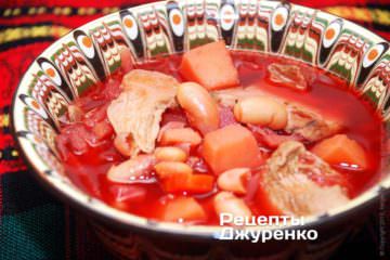 Постный борщ с грибами и фасолью