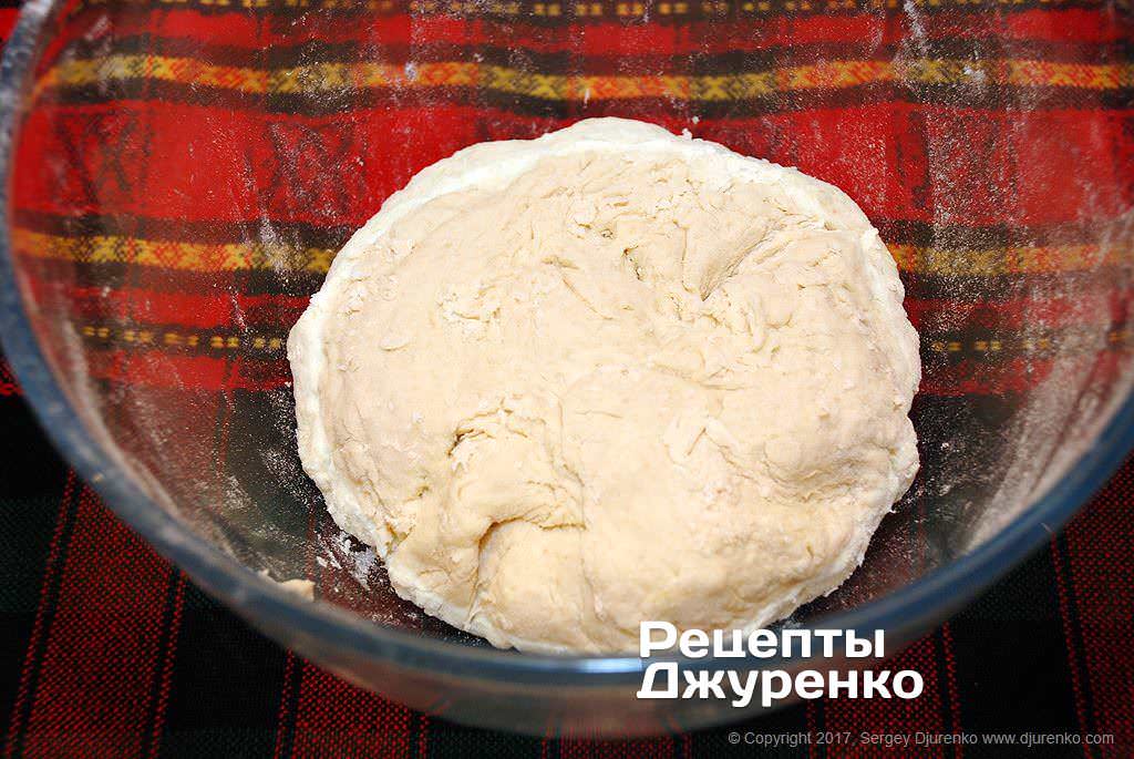 Очень мягкое тесто.