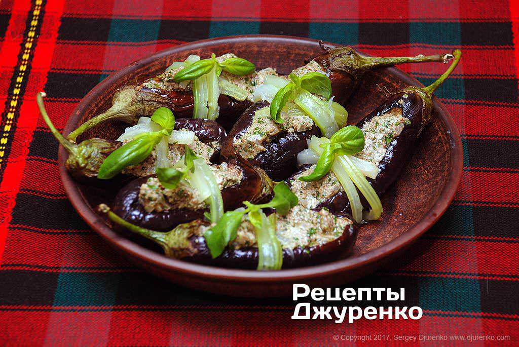 баклажаны с чесноком