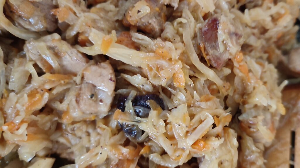 Фото Капуста тушеная с мясом от автора Милена