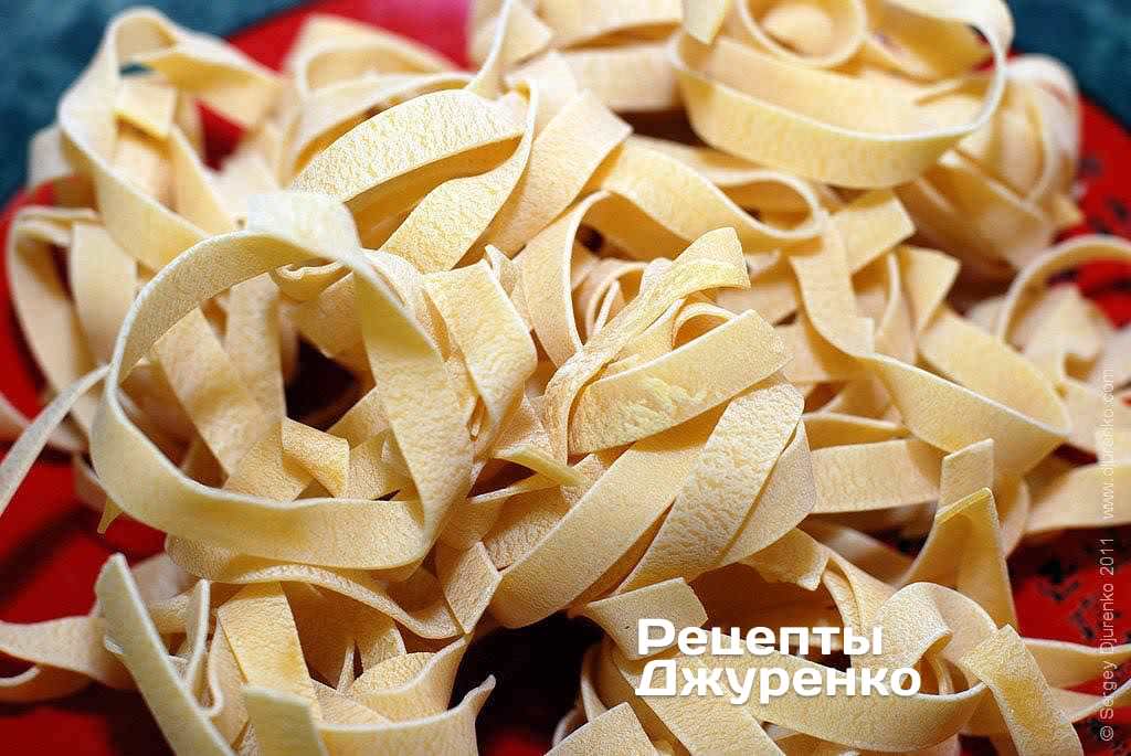 Паста fettuccine.