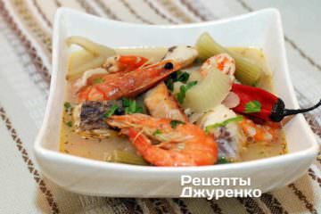 Томатный суп с фасолью
