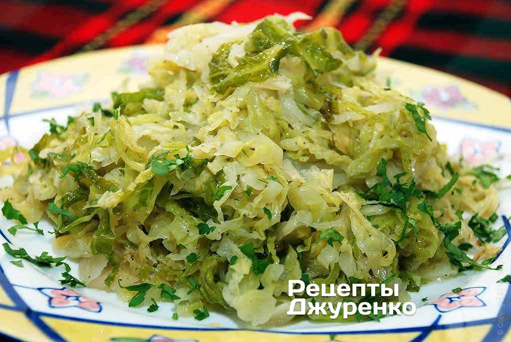 Савойская капуста тушеная