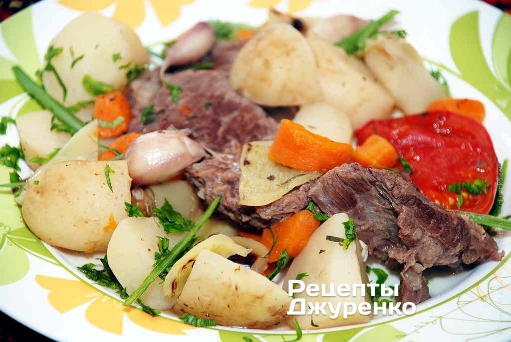 Яловичина з овочами