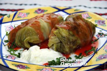 Капустные рулетики с капустными листьями