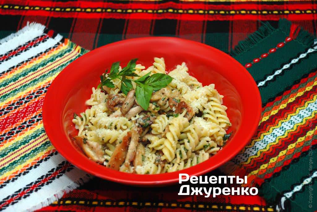 макароны с курицей