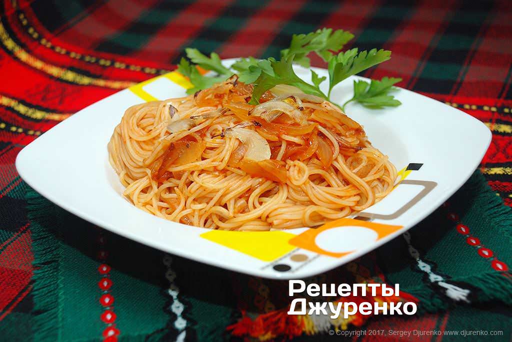 Готова страва Соус з цибулею і томатом для пасти капелліні — ідеальне поєднання