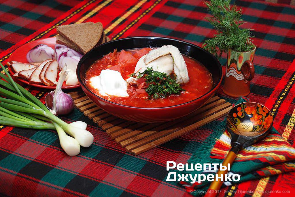 Классическая кухня блюда. Украинская кухня. Традиционная русская кухня. Украинские национальные блюда. Традиционные блюда России.