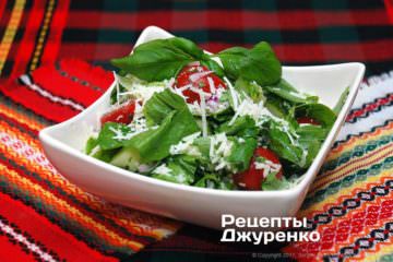 Овощной салат с сыром