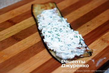 Баклажан с начинкой.