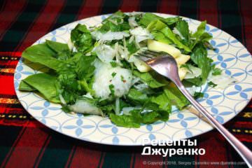 Салат из капусты кольраби