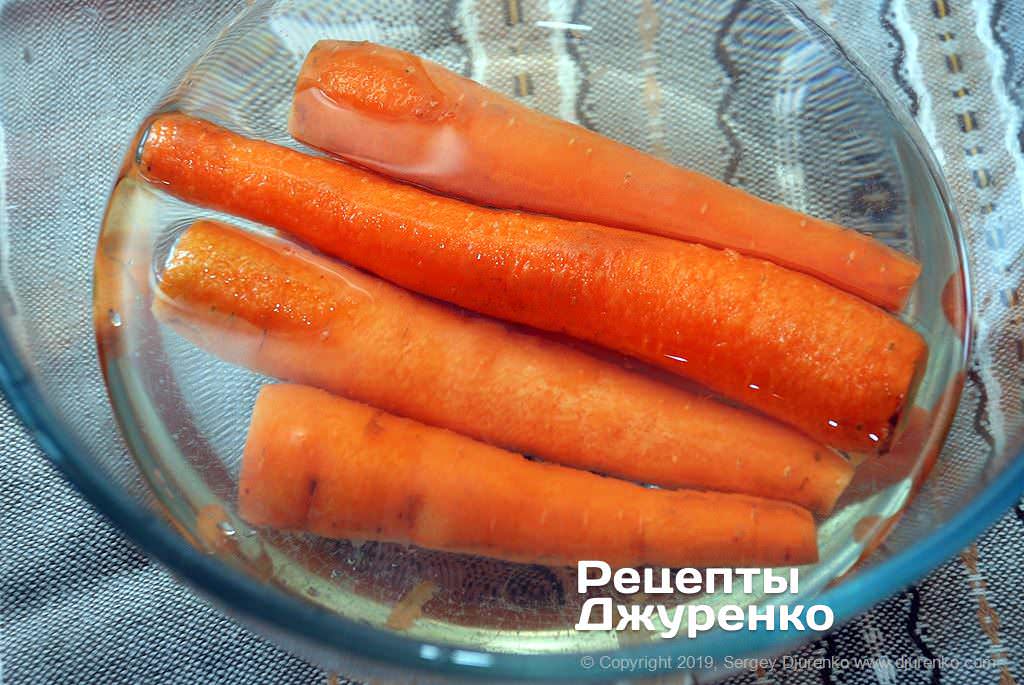 Молодая морковка.