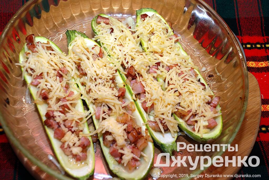 Кабачки под сыром.