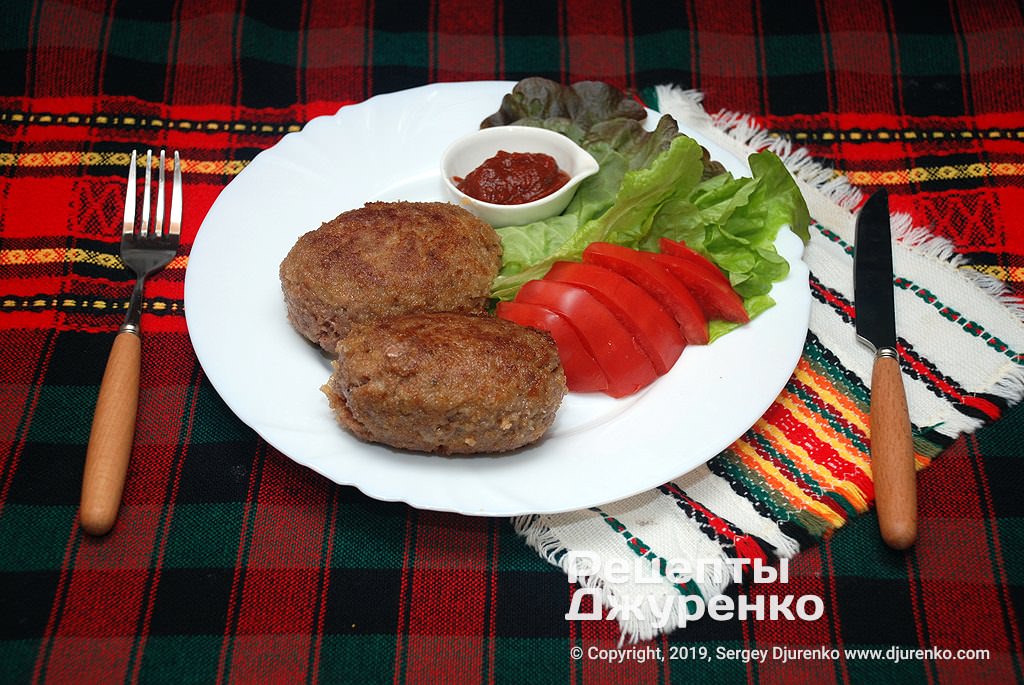 Котлети з гомілки індички з сиром