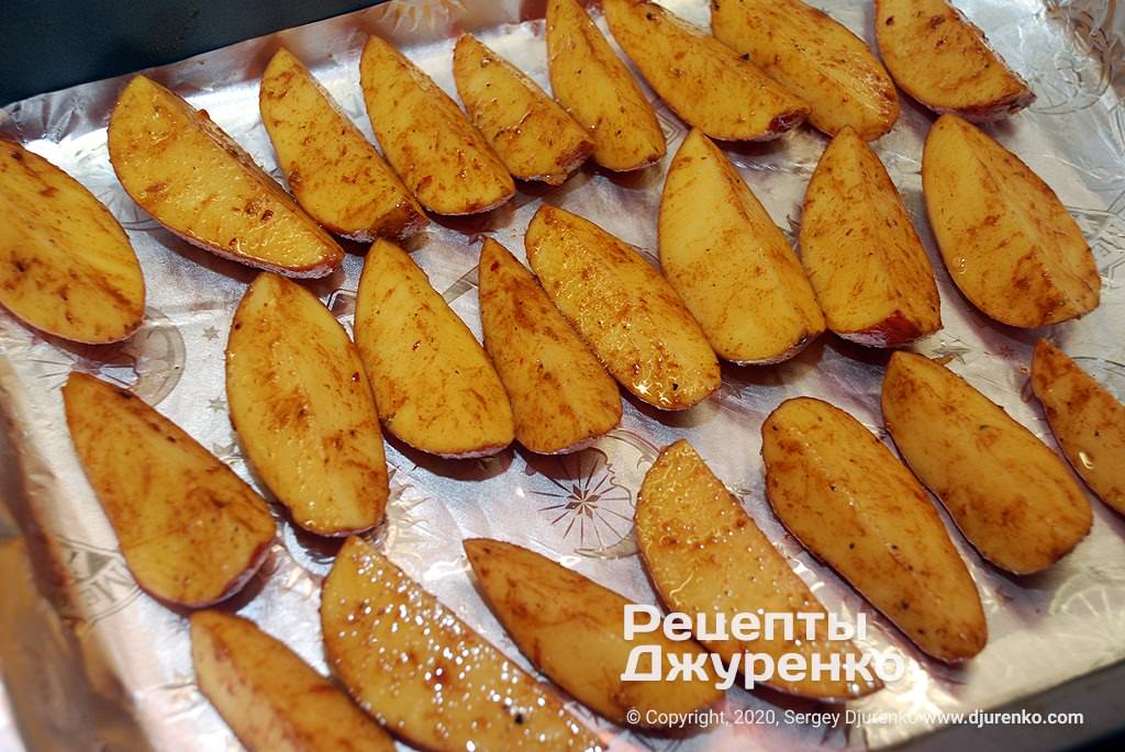 Хрустящая картошка дольками в духовке