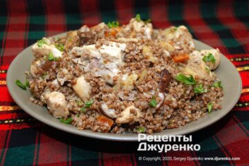 Гречка з куркою