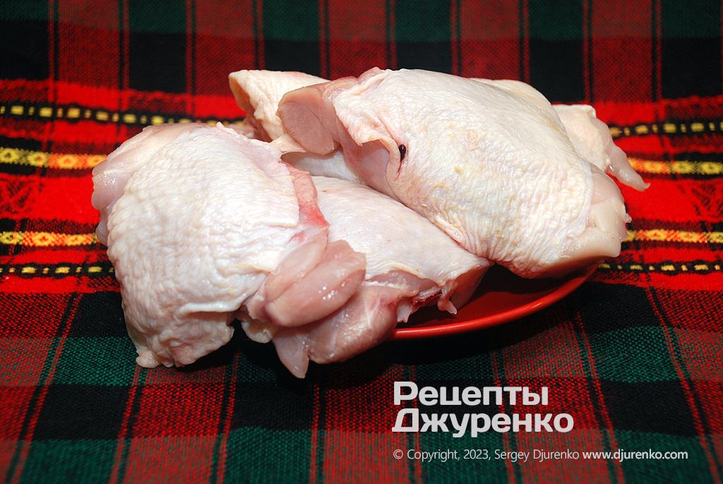 Куриные бедра для готовки.