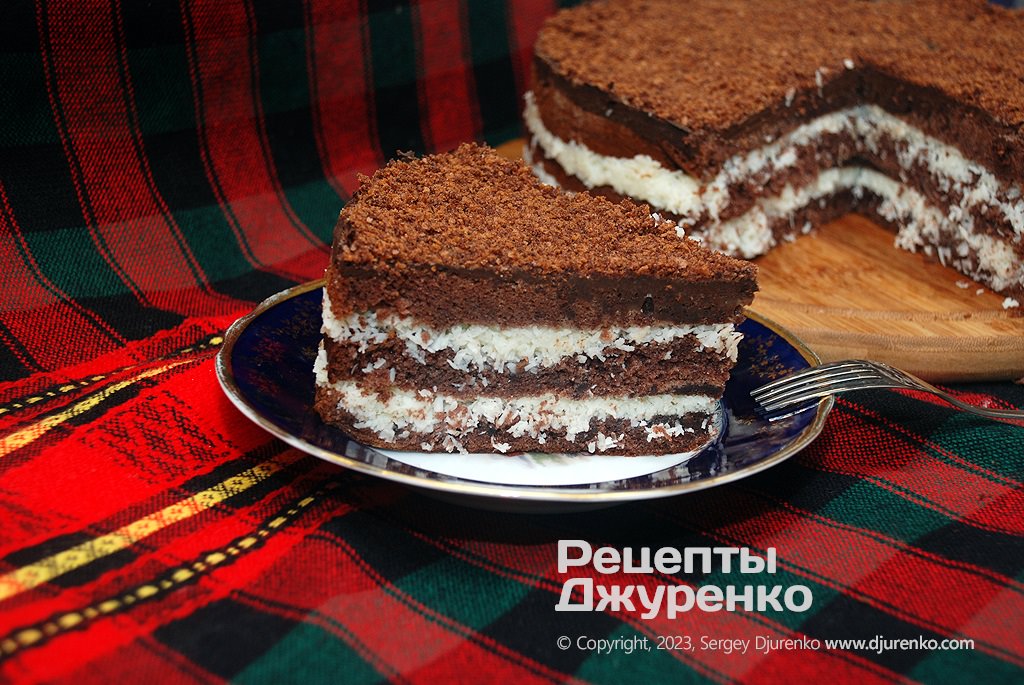 Торт Баунті - шоколадний десерт із кокосовим кремом