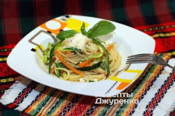 Спагетти с цукини