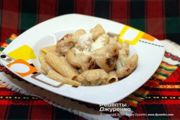 Ригатони с цветной капустой и горгонзолой