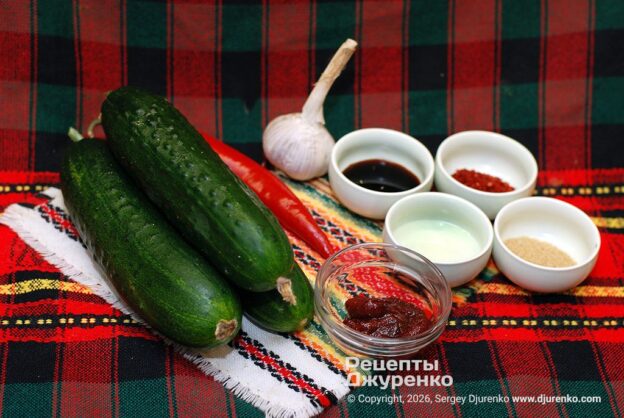 Нужны крупные хрустящие огурцы.