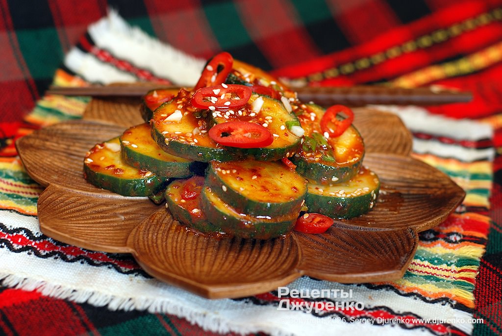 Ои мучим (오이무침) - салат из огурцов по-корейски