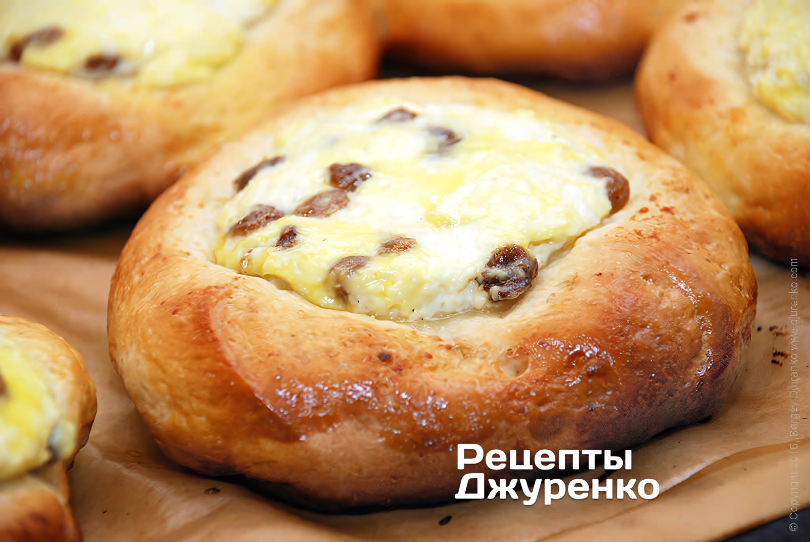 Ватрушки с творогом - пошаговый рецепт Сергея Джуренко